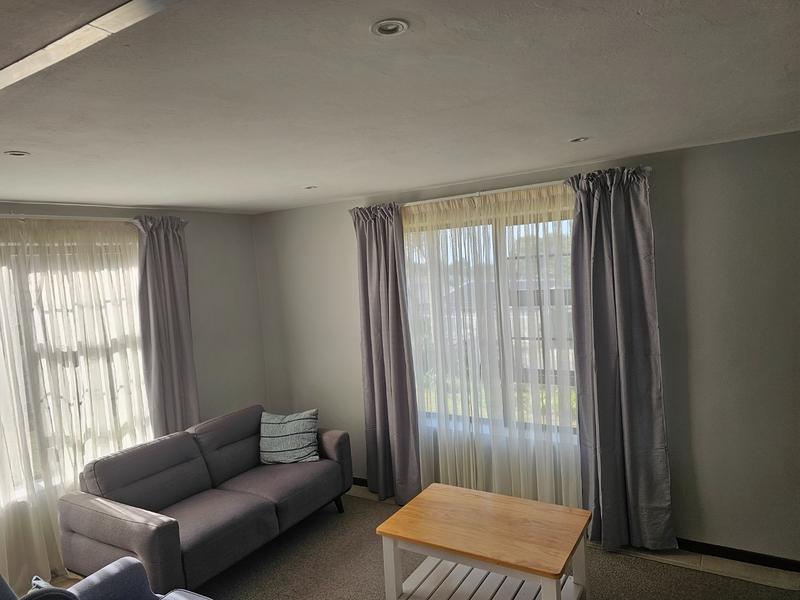 8 Bedroom Property for Sale in Mossel Bay Central Western Cape